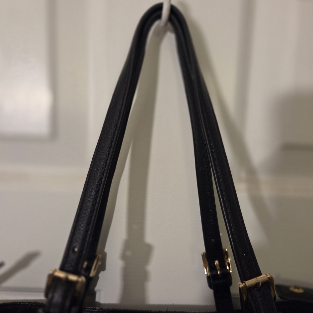 Michael Kors: Gently Used Condition Signature Black and Tan Tote. - Picture 2 of 16